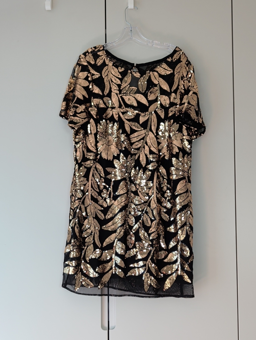 Maeve Anthropologie Black and Gold Sequin Floral Party Dress